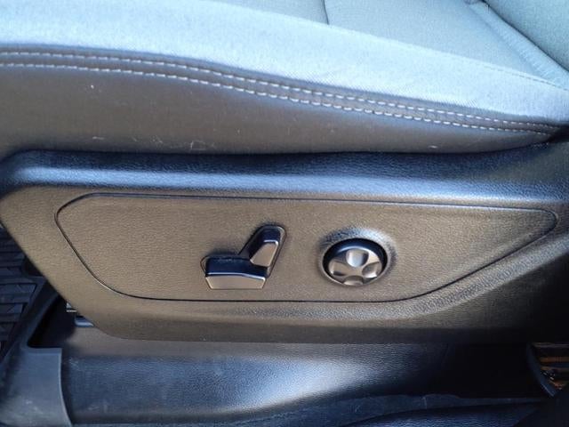 2021 RAM 1500 Big Horn 4x4 Crew Cab 5'7" Box