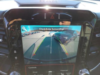 2021 RAM 1500 Big Horn 4x4 Crew Cab 5'7" Box