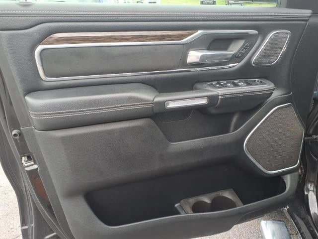 2019 RAM 1500 Laramie 4x4 Crew Cab 5'7" Box