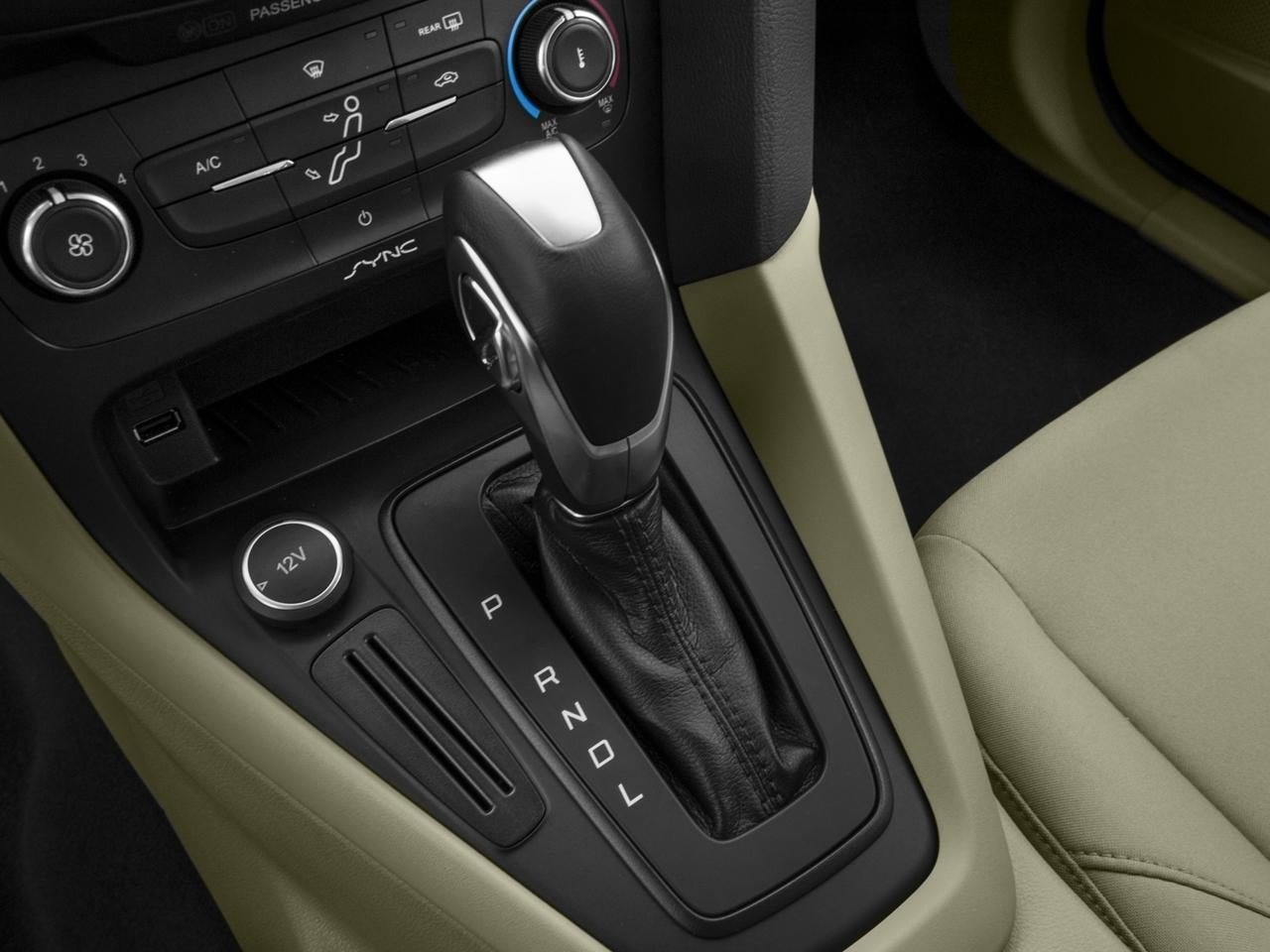 2017 Ford Focus SE Sedan