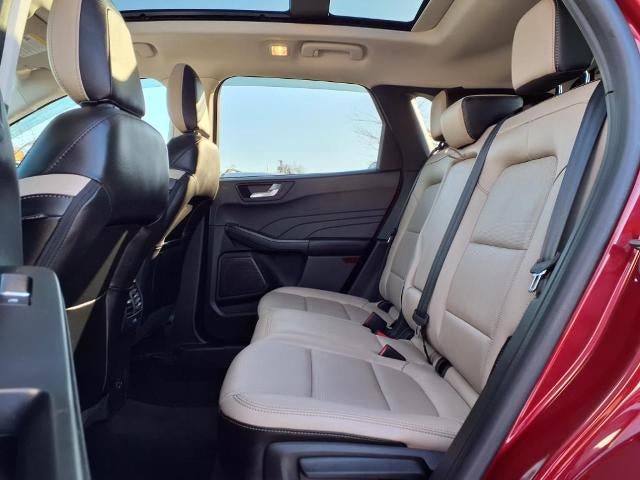 2022 Ford Escape Titanium AWD