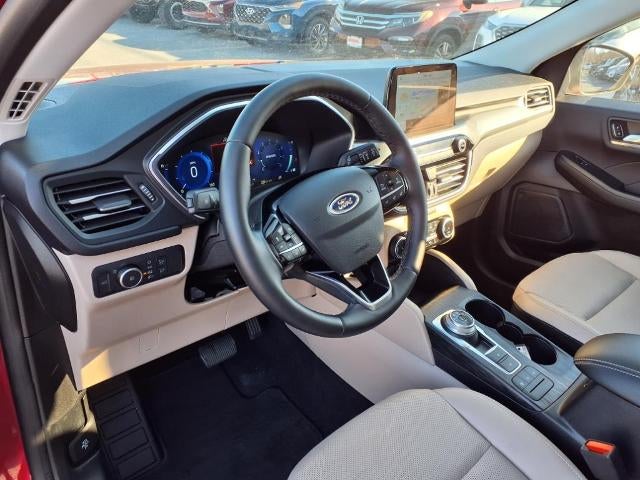 2022 Ford Escape Titanium AWD