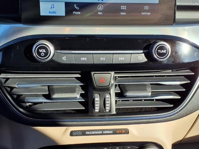 2022 Ford Escape Titanium AWD