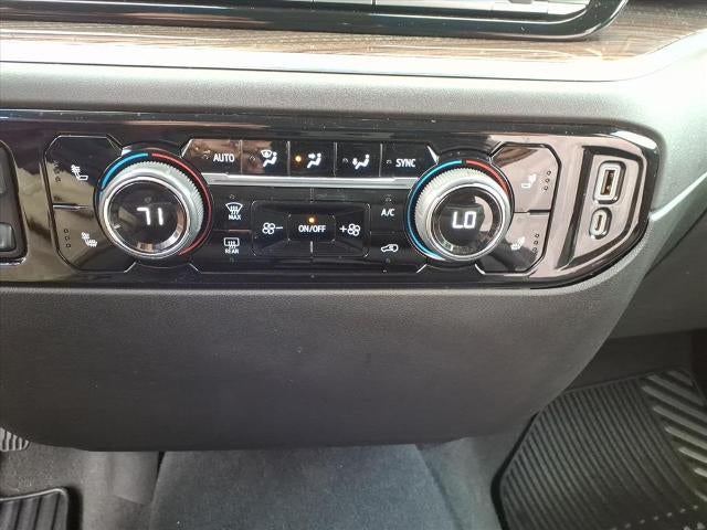 2022 Chevrolet Silverado 1500 Crew Cab Short Box 4-Wheel Drive LT 1LT