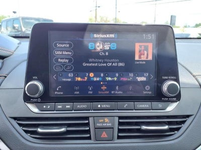 2021 Nissan Altima 2.0 SR Sedan