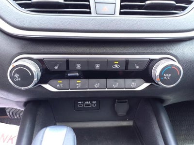 2021 Nissan Altima 2.0 SR Sedan