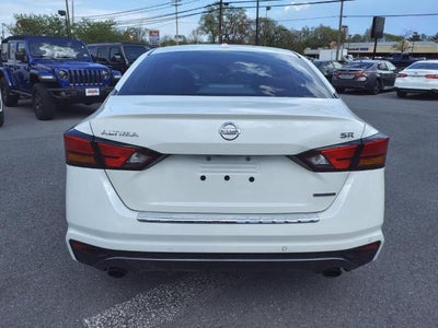 2021 Nissan Altima 2.0 SR Sedan