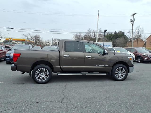 2019 Nissan Titan 4x4 Crew Cab SL