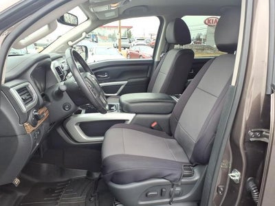 2019 Nissan Titan 4x4 Crew Cab SL