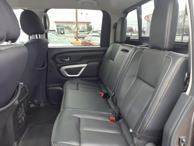 2019 Nissan Titan 4x4 Crew Cab SL