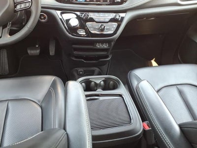2023 Chrysler Pacifica Touring L AWD