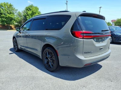 2023 Chrysler Pacifica Touring L AWD
