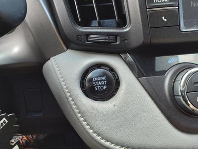 2016 Toyota RAV4 AWD 4dr Limited (GS)