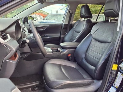 2019 Toyota RAV4 Limited AWD (GS)