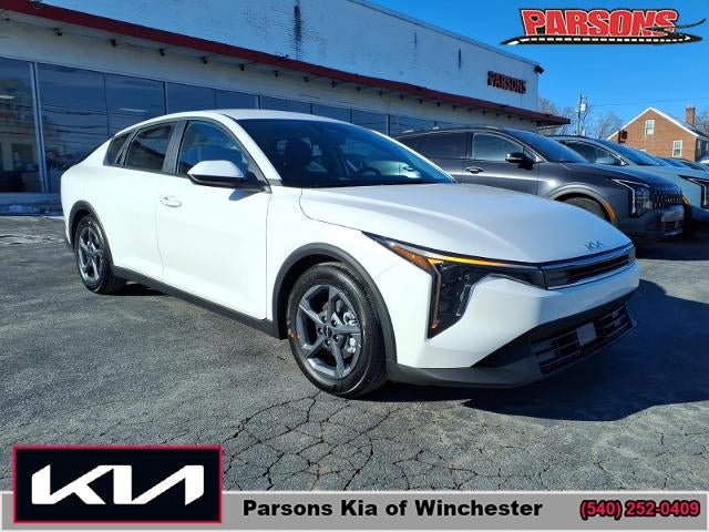 2025 Kia K4 LXS