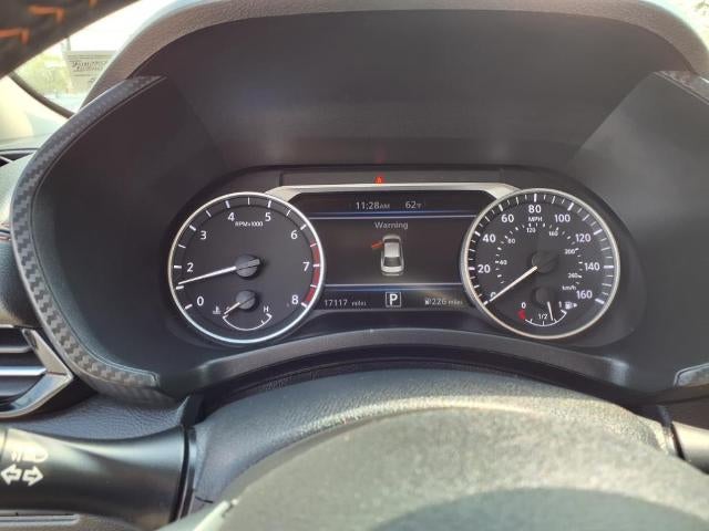 2023 Nissan Sentra SR CVT