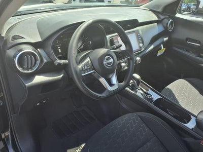 2024 Nissan Kicks SV FWD