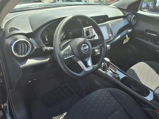 2024 Nissan Kicks SV FWD