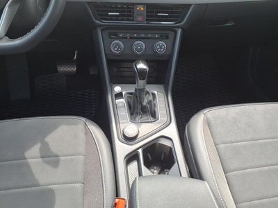 2022 Volkswagen Taos SE 4MOTION