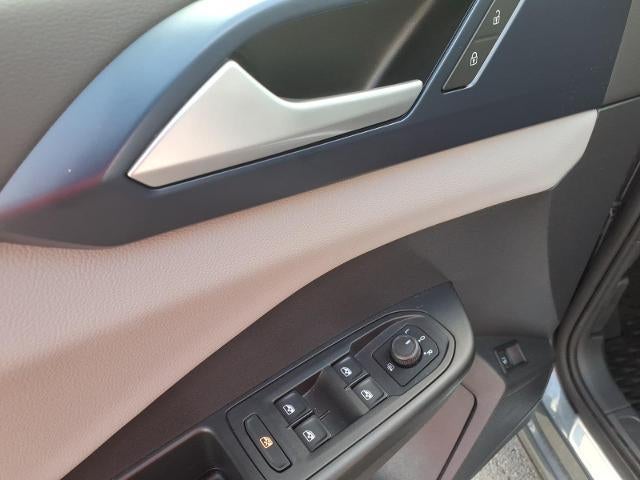 2022 Volkswagen Taos SE 4MOTION