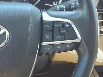 2021 Toyota Highlander XLE AWD (Natl)