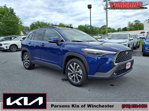 2024 Toyota Corolla Cross XLE 4WD (Natl)