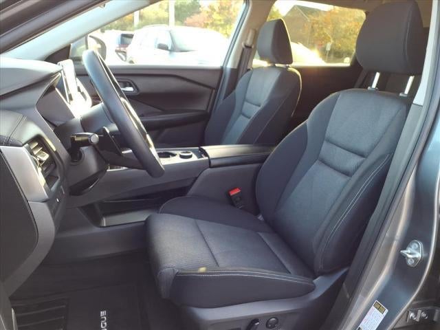 2024 Nissan Rogue AWD SV