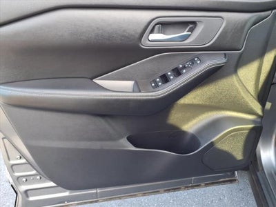 2024 Nissan Rogue AWD SV