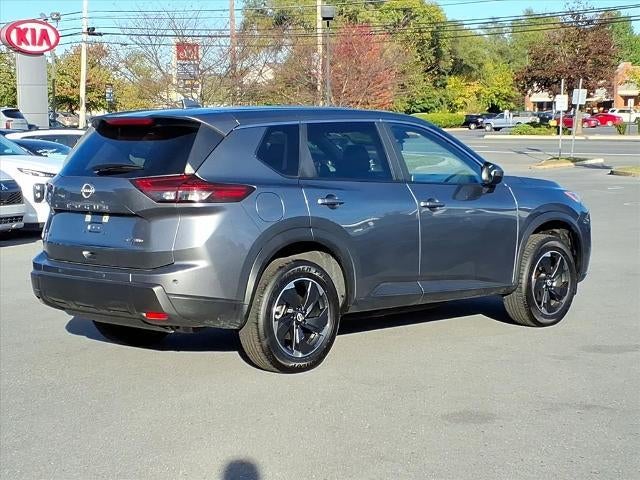 2024 Nissan Rogue AWD SV