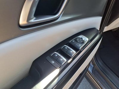 2022 Kia Carnival LX FWD