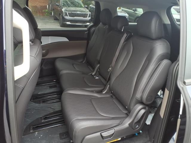 2026 Kia Carnival LXS FWD