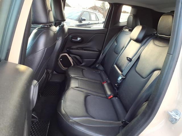 2017 Jeep Renegade Deserthawk 4x4 *Ltd Avail*